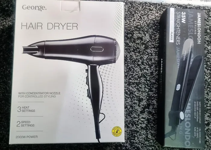 Δωμάτια σε οικογενειακή κατοικία *rd98bl* For Your Relaxed & Cosy + Free Parking + Free Fast Wifi * *