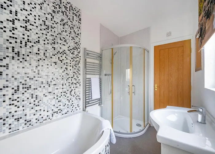 *rd98bl* For Your Relaxed & Cosy + Free Parking + Free Fast Wifi * * Leeds (West Yorkshire)