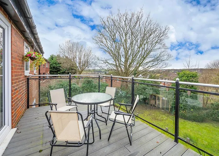 *rd98bl* For Your Relaxed & Cosy + Free Parking + Free Fast Wifi * Leeds (West Yorkshire)